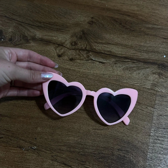 pink sunglasses - Picture 5 of 7